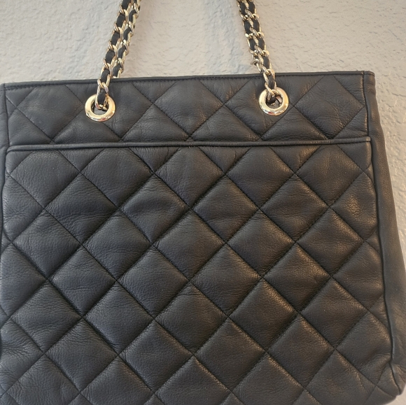 Morgan Taylor Quilted Chain Strap Shoulder Bag - Picture 2 of 8